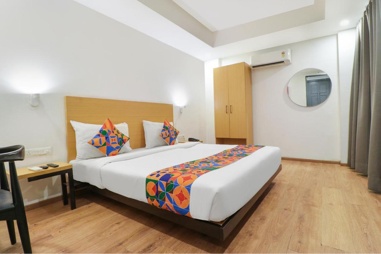 Fabhotel Pantao Stays Gurgaon Exterior photo